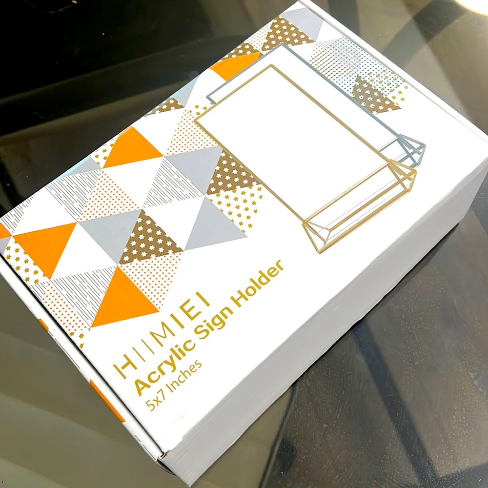 LIKE NEW - 5x7 inches Gold Acrylic Sign Holder (6 stands)